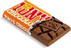 Tony's Chocolonely Chocolade Reep Melk Karamel Zeezout - 15 X 180 Gram -Monin Verkoopwinkel 1200x818 3