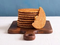 Stroopwafel Cadeau Blik 'Thank You' - Doos Met 6 Blikjes - 230 Gram Per Blik - 8 Stroopwafels Per Blik (48 Koeken ) -Monin Verkoopwinkel 1200x899 5