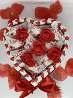 Merkloos Chocolade Geschenk Hart - Kerstcadeau - Sinterklaas Cadeau - Raffaello - Cadeau Voor Valentijn - Voor Haar Of Hem - Valentijnsdag -Monin Verkoopwinkel 899x1200 11