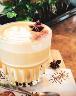 CHALO Vanilla Chai Latte - Indische Vegan Chai - Zwarte Assam Thee - 25 Porties/ 300GR -Monin Verkoopwinkel 960x1200 3